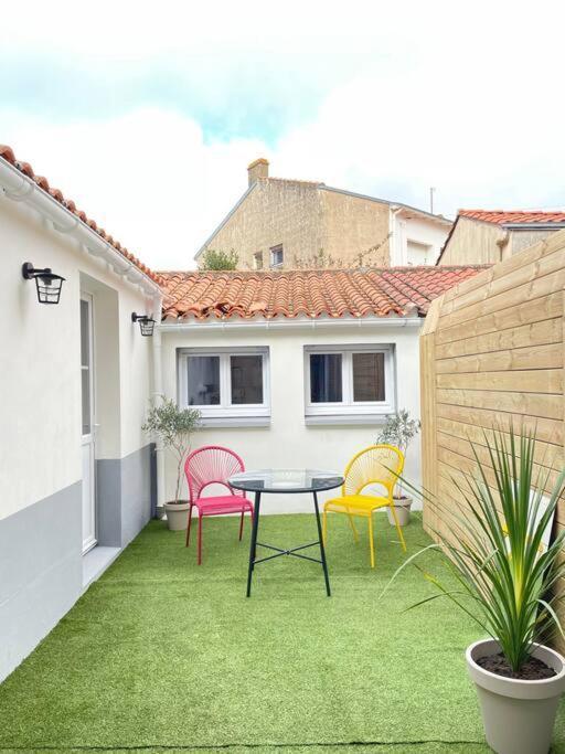 - Le Bac A Sables - Studio Au Coeur D'Arago Les Sables-dʼOlonne Εξωτερικό φωτογραφία